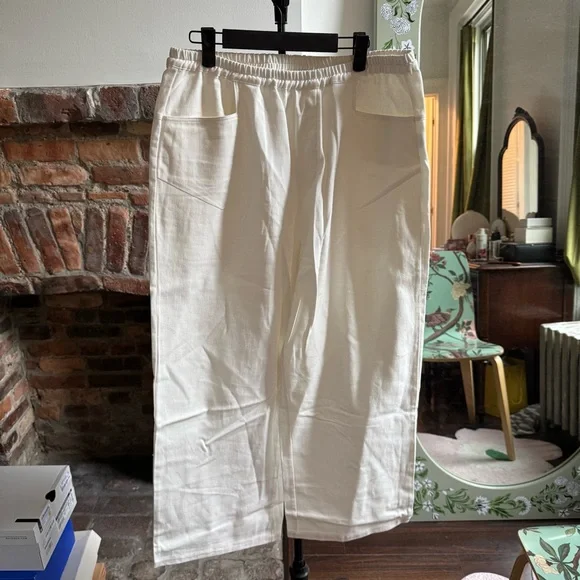 Deiji Studios Square Pocket Pant in White - Picture 4 of 5